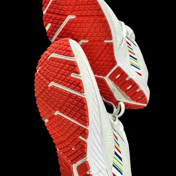 Brooks Revel 6 Limited Edition Running Shoes - Picture 4 of 4